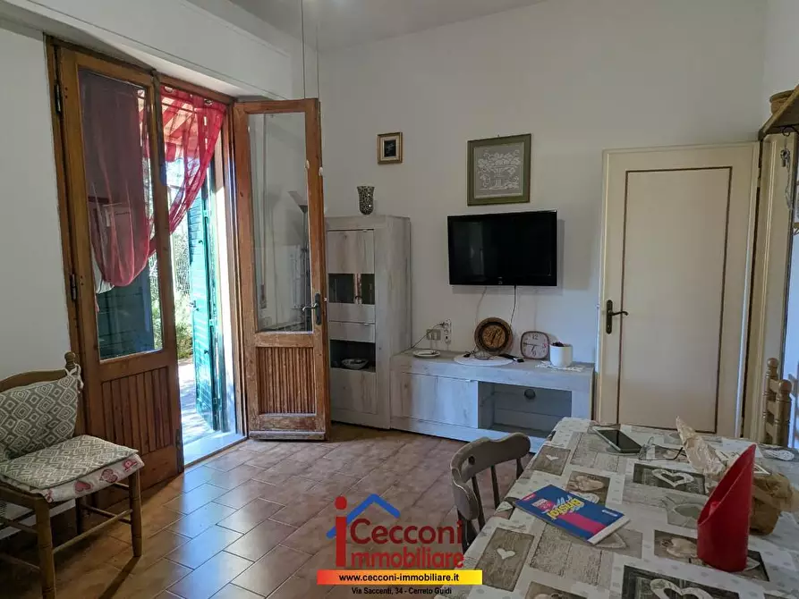 Immagine 4 di Appartamento in vendita  a Vinci