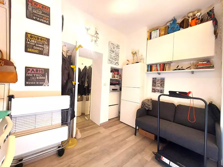 Immagine 49 di Appartamento in vendita  a Lucca