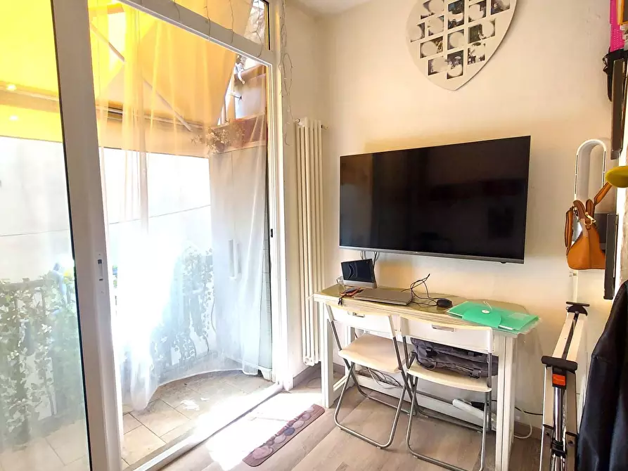 Immagine 40 di Appartamento in vendita  a Lucca