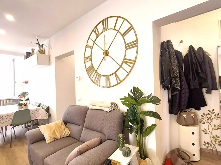 Immagine 46 di Appartamento in vendita  a Lucca