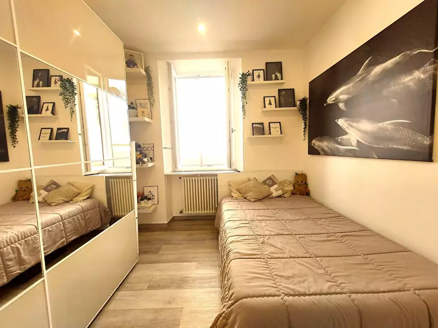 Immagine 35 di Appartamento in vendita  a Lucca