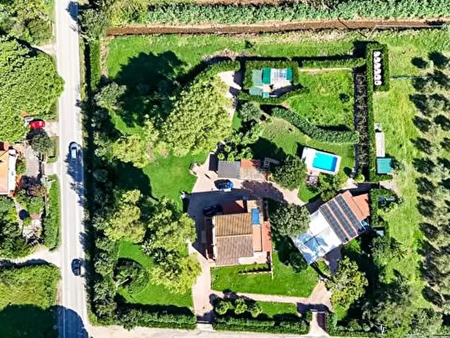 Immagine 38 di Villa in vendita  a Portoferraio