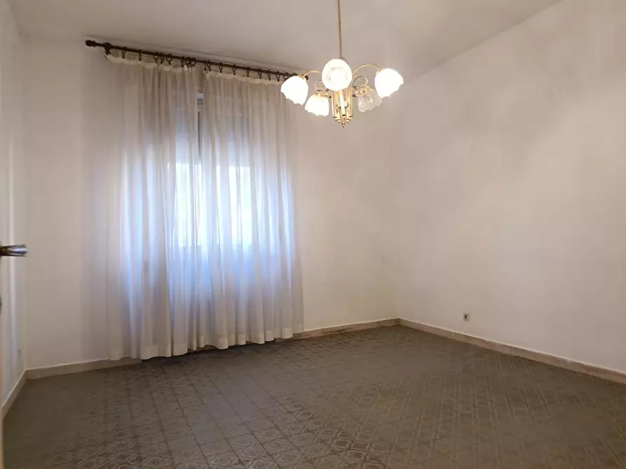 Immagine 17 di Appartamento in vendita  a Livorno