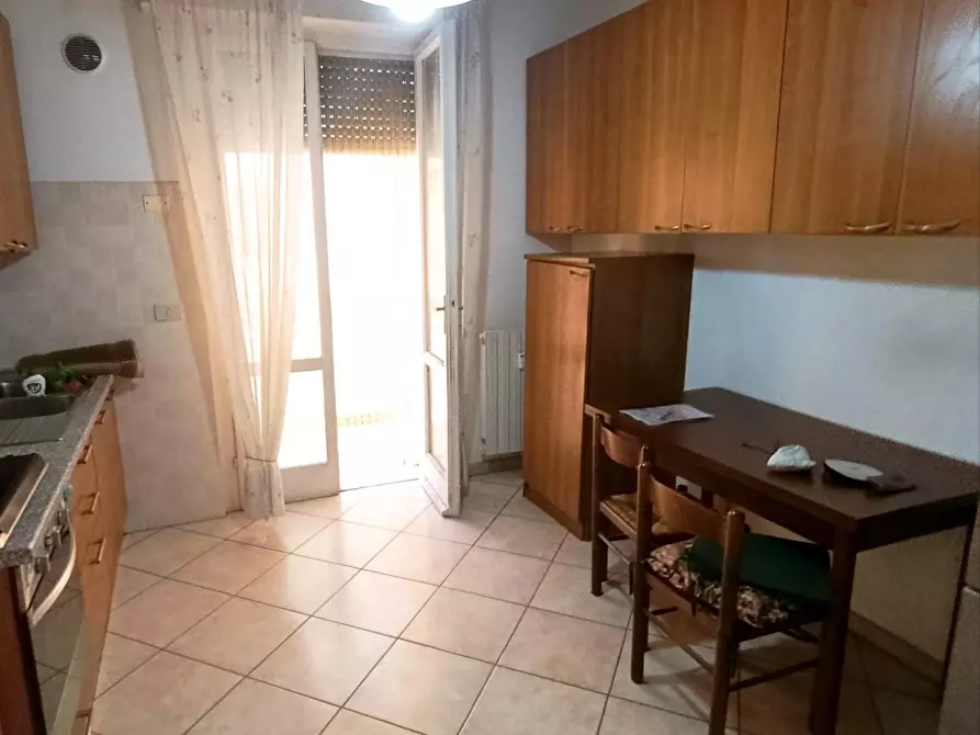 Immagine 5 di Appartamento in vendita  a Livorno