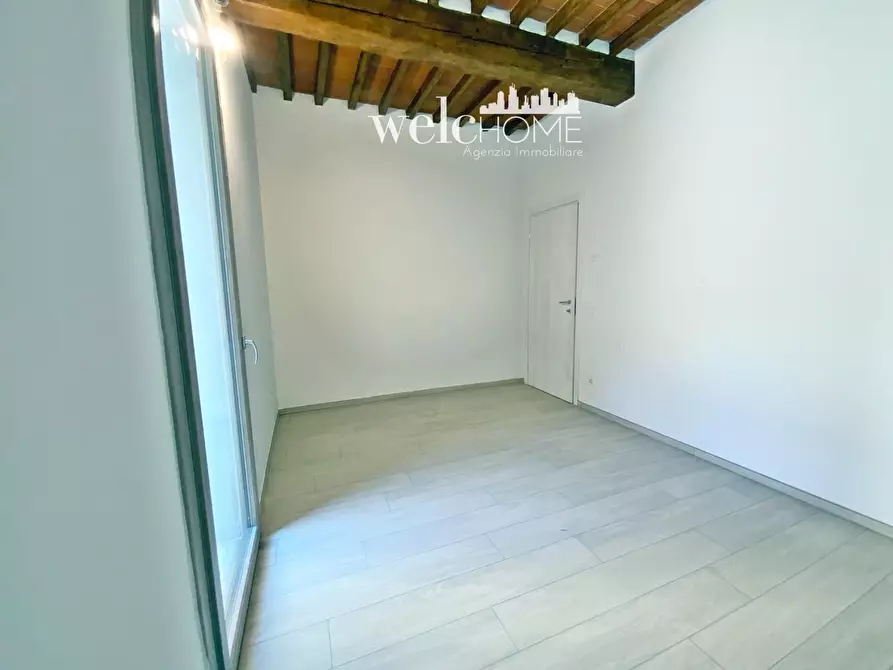 Immagine 14 di Appartamento in vendita  a Campi Bisenzio