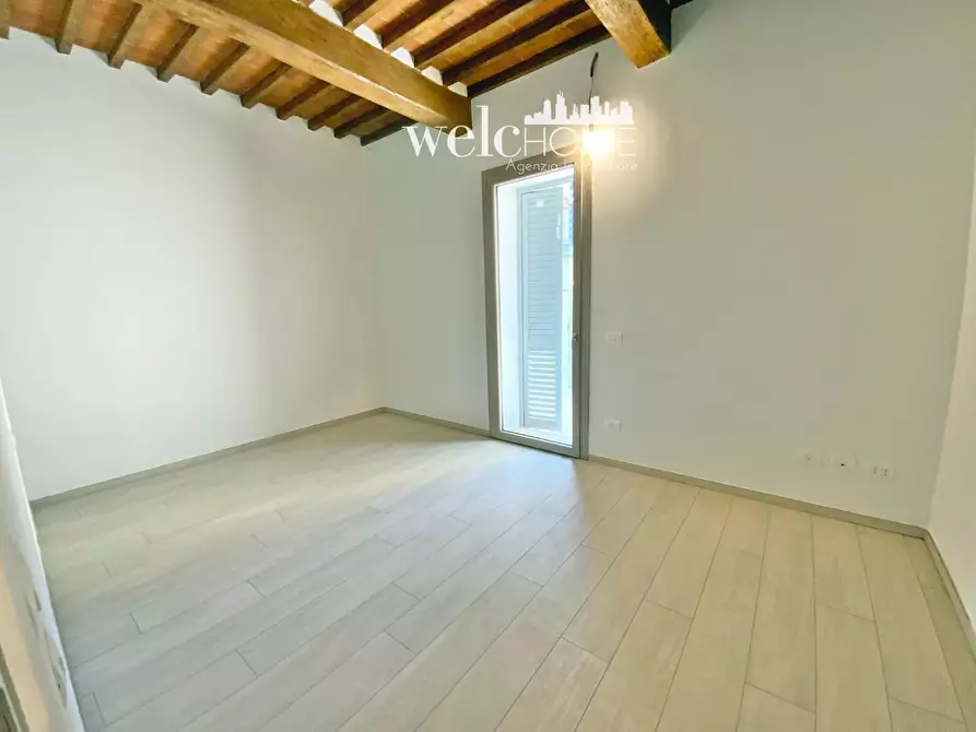 Immagine 11 di Appartamento in vendita  a Campi Bisenzio