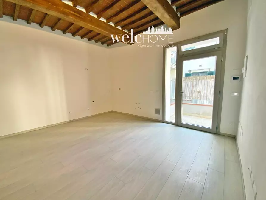 Immagine 8 di Appartamento in vendita  a Campi Bisenzio