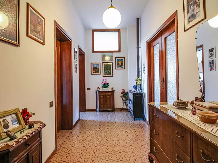 Immagine 8 di Appartamento in vendita  a Vecchiano