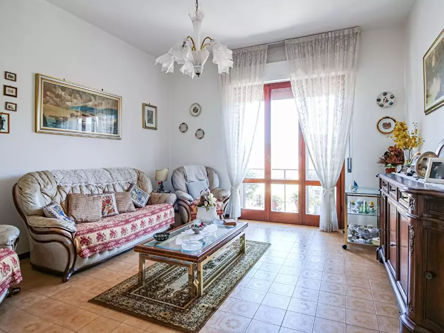 Immagine 1 di Appartamento in vendita  a Vecchiano