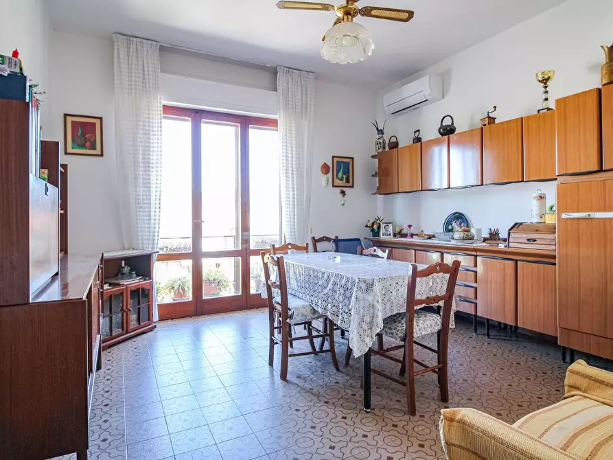Immagine 9 di Appartamento in vendita  a Vecchiano