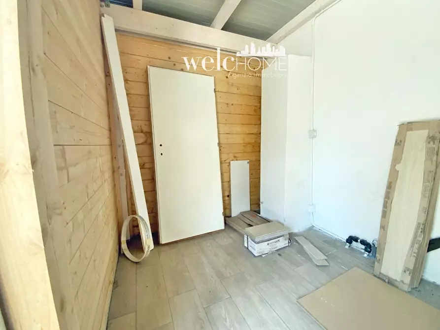 Immagine 25 di Appartamento in vendita  a Campi Bisenzio