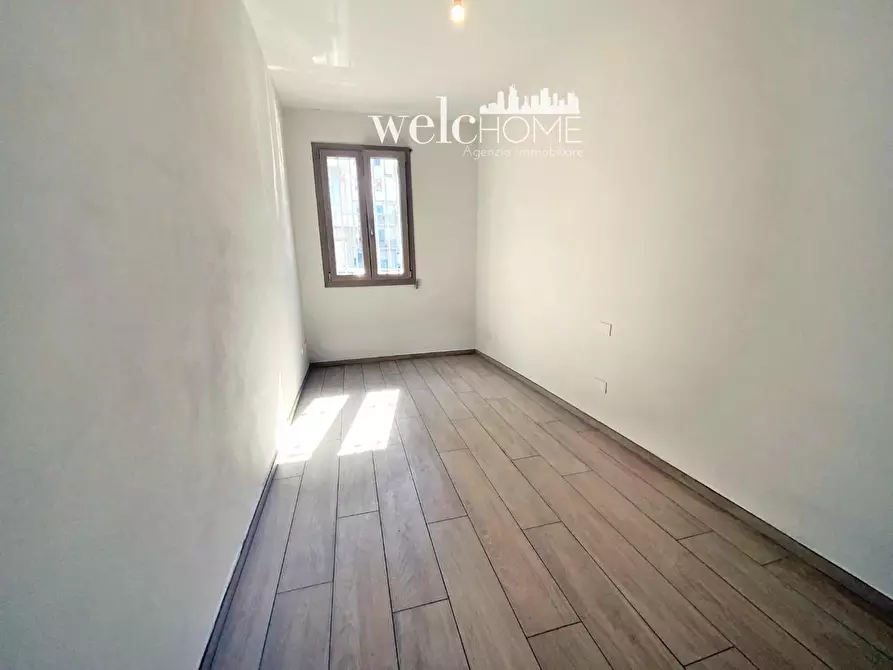 Immagine 10 di Appartamento in vendita  a Campi Bisenzio