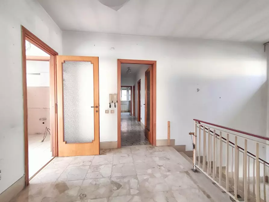 Immagine 5 di Casa indipendente in vendita  a Pisa