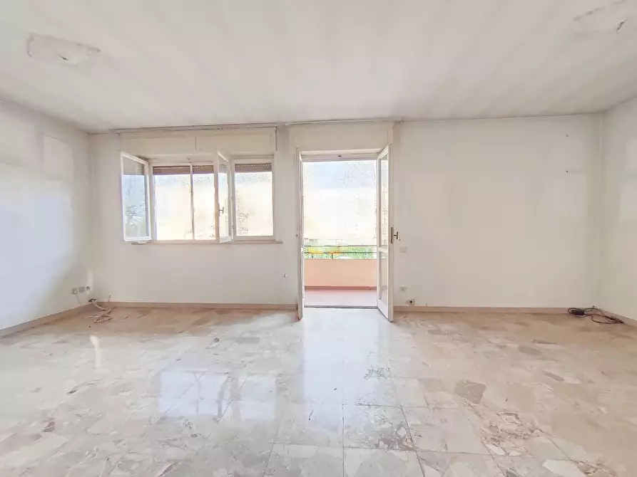 Immagine 2 di Casa indipendente in vendita  a Pisa