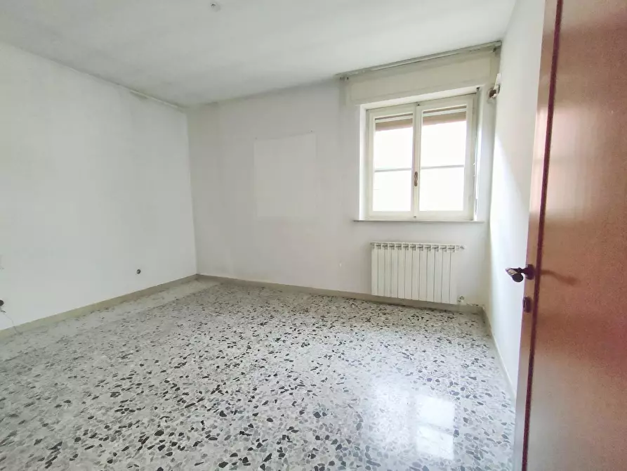 Immagine 13 di Casa indipendente in vendita  a Pisa