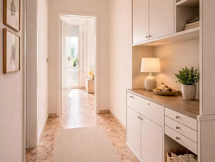 Immagine 18 di Casa trifamiliare in vendita  a Viareggio