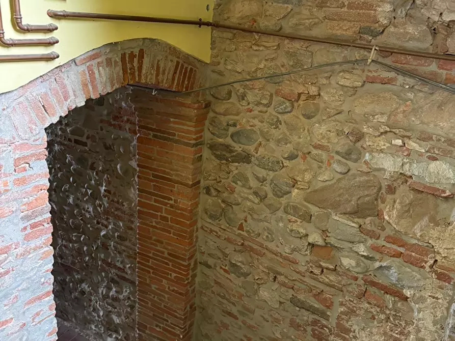 Immagine 44 di Appartamento in vendita  a Lucca