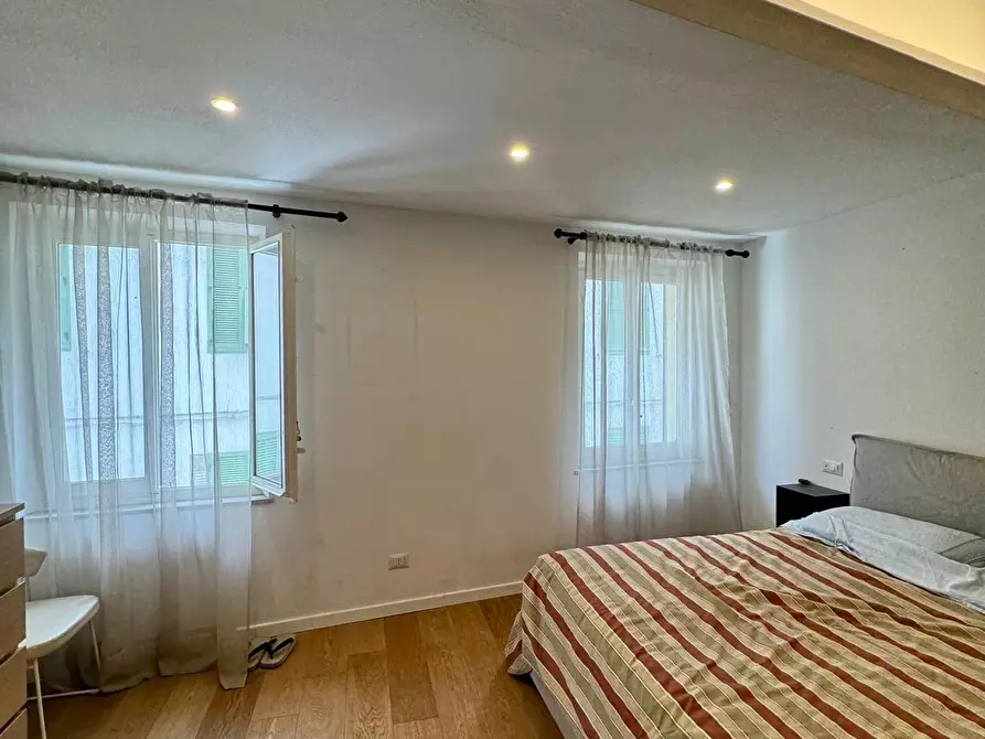 Immagine 46 di Appartamento in vendita  a Lucca