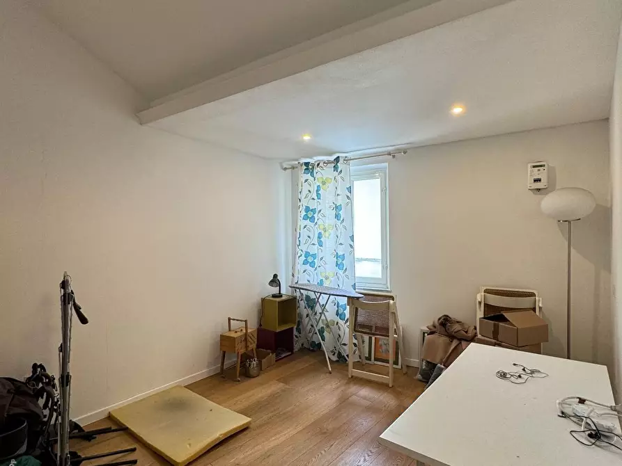 Immagine 33 di Appartamento in vendita  a Lucca