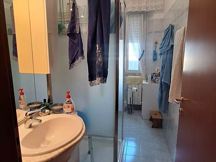 Immagine 9 di Appartamento in vendita  a Livorno