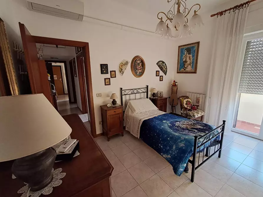 Immagine 6 di Appartamento in vendita  a Livorno