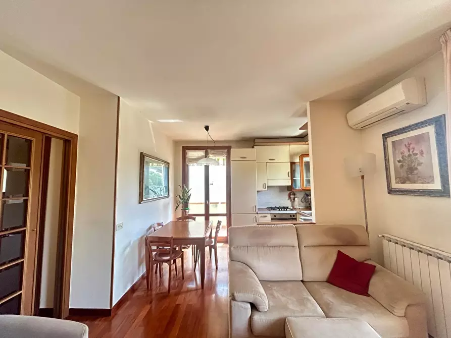 Immagine 2 di Appartamento in vendita  a Empoli