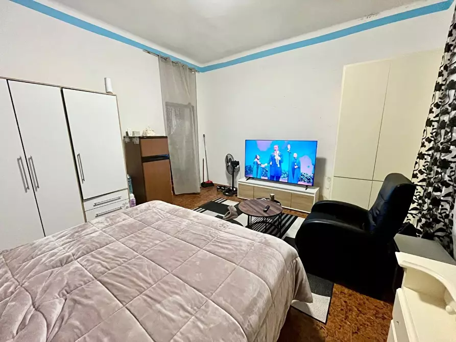 Immagine 11 di Appartamento in vendita  a Massa