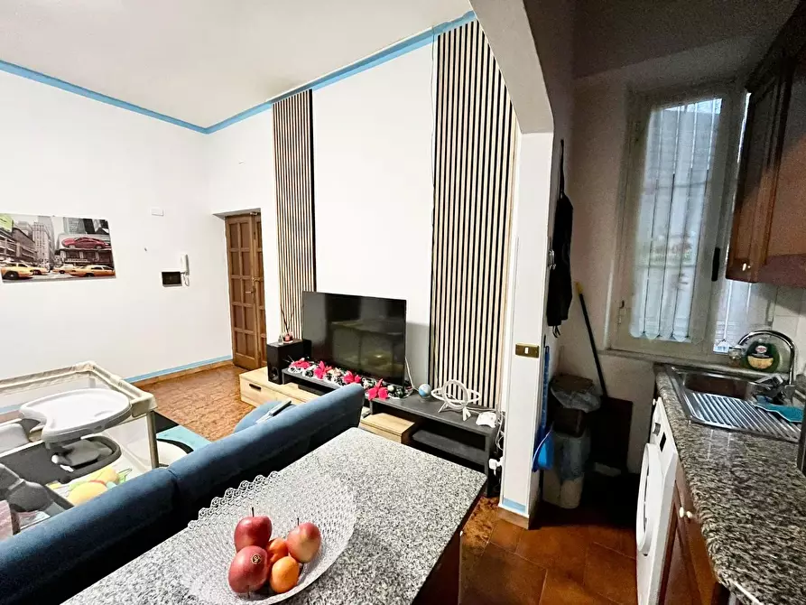 Immagine 4 di Appartamento in vendita  a Massa