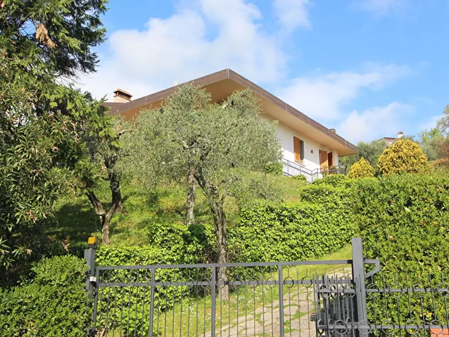 Immagine 10 di Casa semindipendente in vendita  a La Spezia