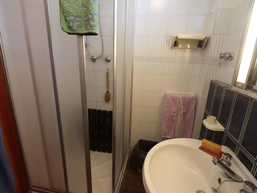 Immagine 42 di Casa semindipendente in vendita  a La Spezia