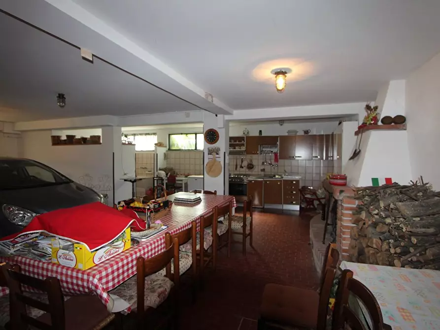 Immagine 39 di Casa semindipendente in vendita  a La Spezia