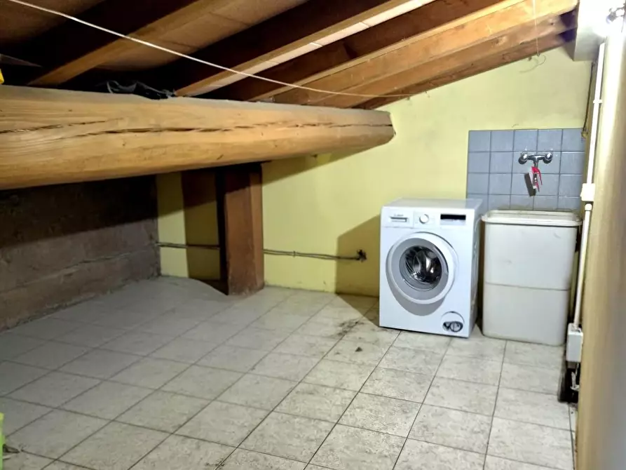 Immagine 12 di Appartamento in vendita  a Santa Croce Sull'arno