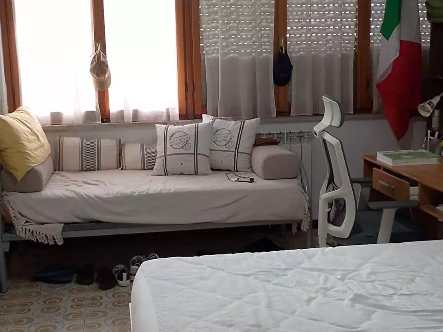 Immagine 16 di Appartamento in vendita  a Pisa