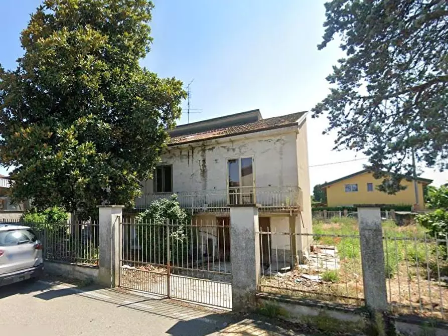 Immagine 1 di Villa in vendita  a Trivolzio