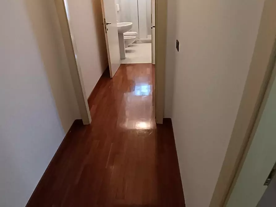 Immagine 15 di Appartamento in vendita  a Empoli