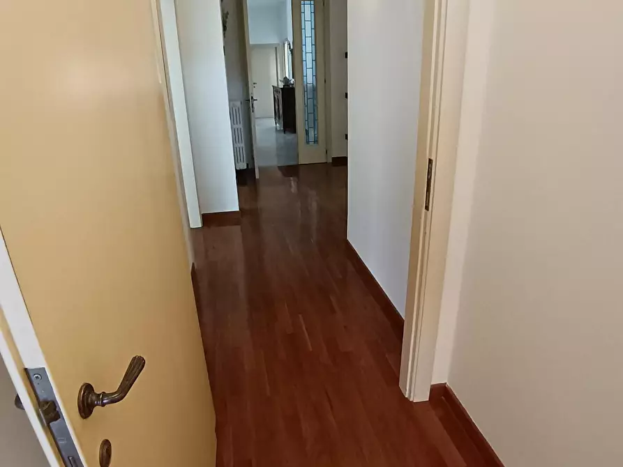 Immagine 17 di Appartamento in vendita  a Empoli