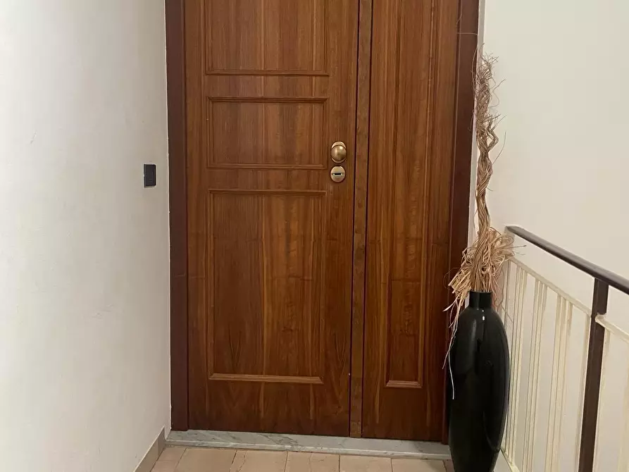 Immagine 2 di Appartamento in vendita  a Empoli