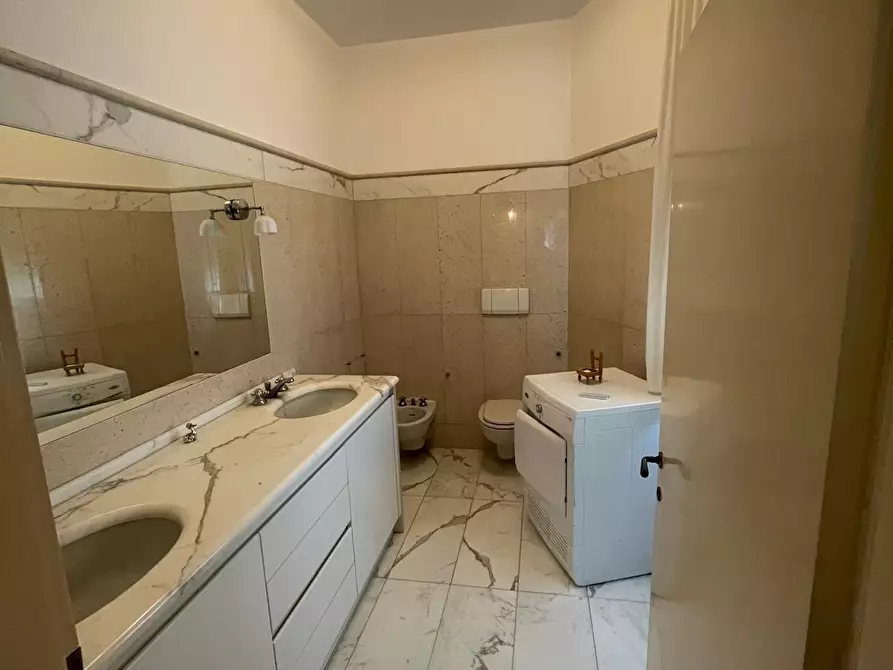 Immagine 9 di Appartamento in vendita  a Empoli