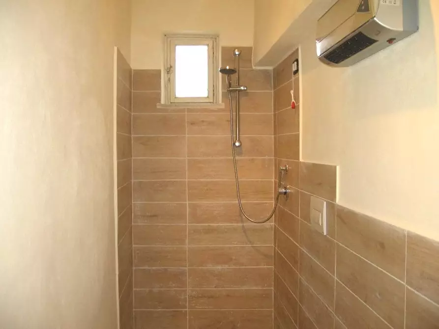 Immagine 17 di Terratetto in vendita  a Lucca