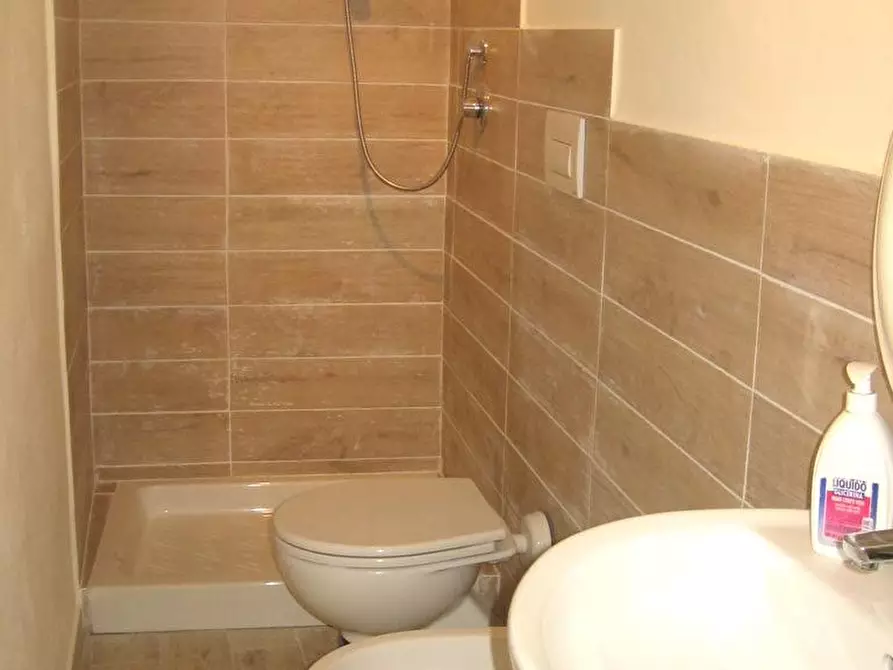 Immagine 16 di Terratetto in vendita  a Lucca