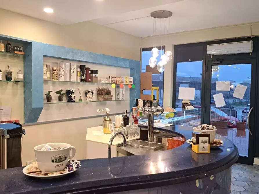 Immagine 2 di Bar / Ristorante in affitto  a Bientina