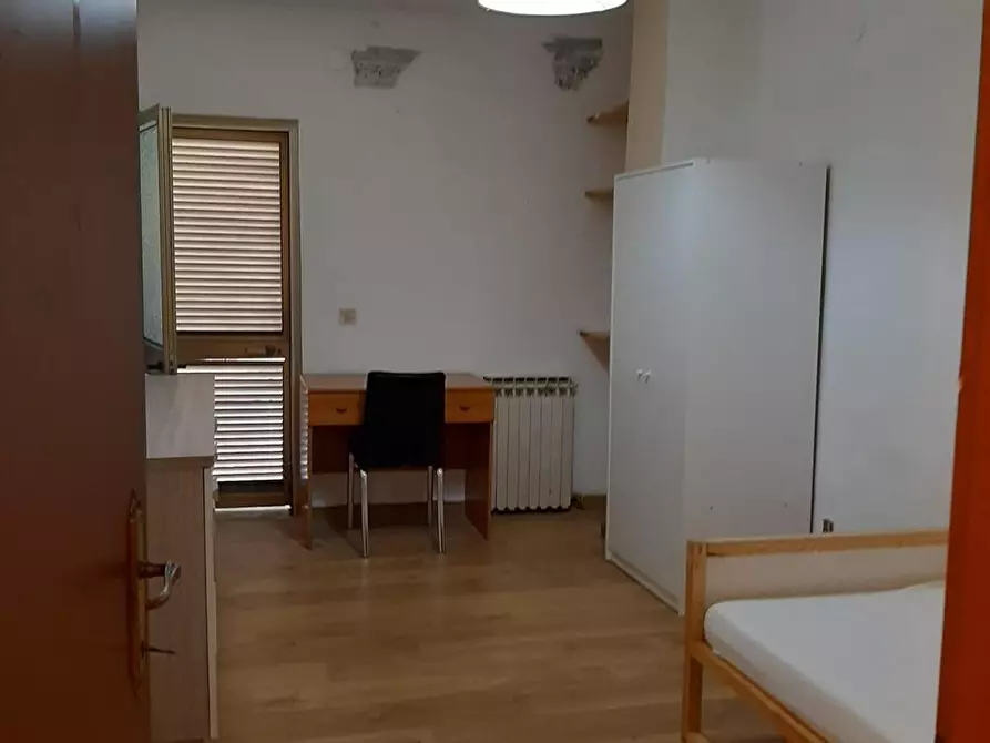 Immagine 2 di Appartamento in affitto  a Pisa
