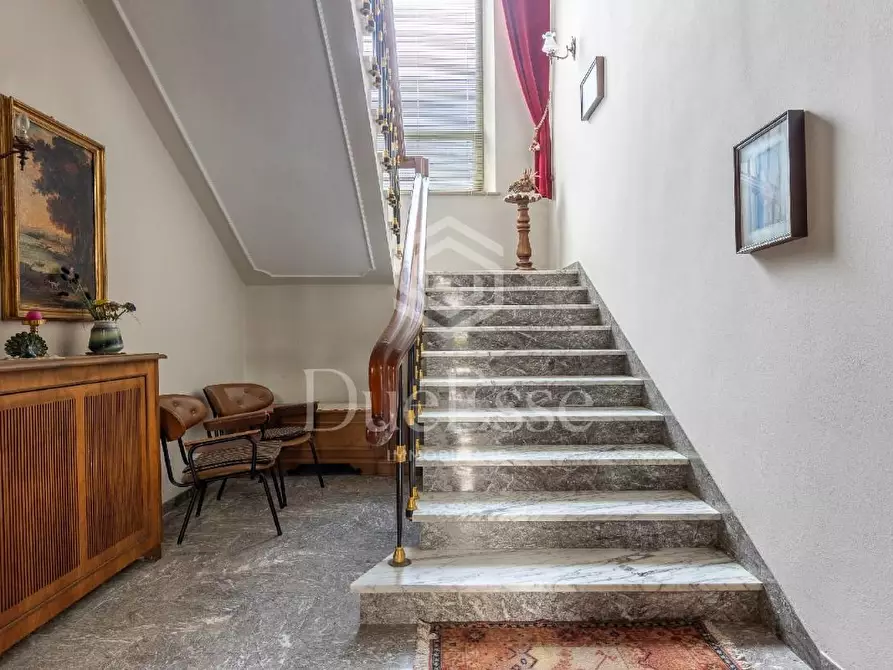 Immagine 5 di Villa in vendita  a Fucecchio