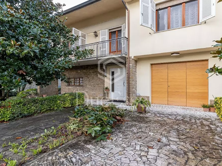 Immagine 25 di Villa in vendita  a Fucecchio