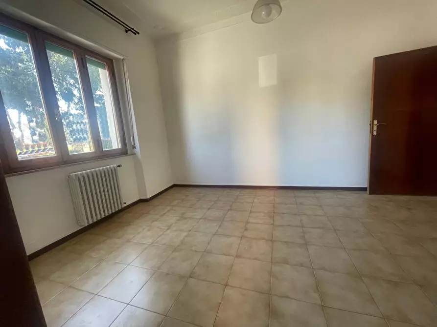 Immagine 4 di Appartamento in vendita  a Poggibonsi