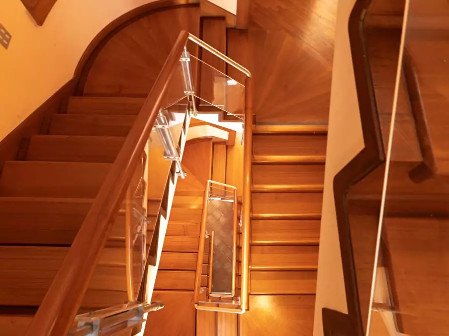 Immagine 12 di Villa in vendita  a Empoli