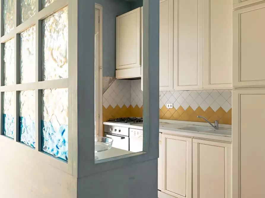 Immagine 5 di Villa in vendita  a Empoli