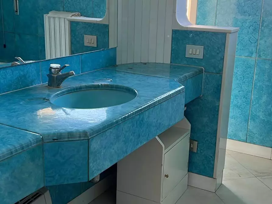 Immagine 23 di Villa in vendita  a Empoli