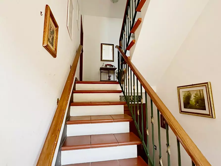 Immagine 16 di Appartamento in vendita  a Capannori