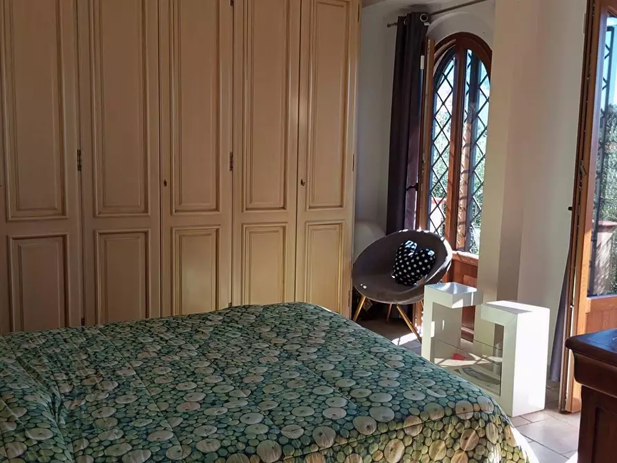 Immagine 21 di Casa bifamiliare in vendita  a Montignoso